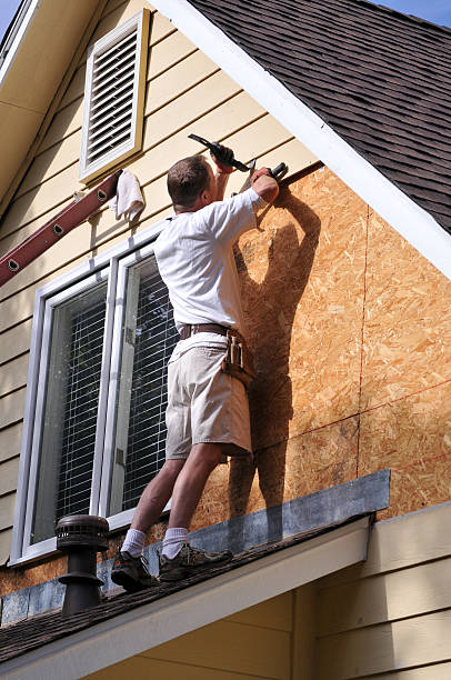 Best Storm Damage Siding Repair  in Lake Forest, CA